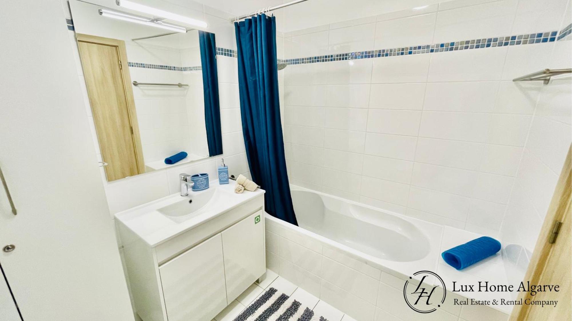 Elsarosa - 500m - 2 Pools - Tennis & Padel Apartment *